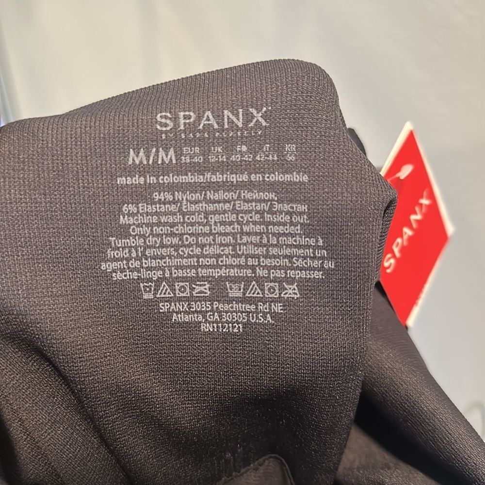Spanx Camo Leggings‎ Sz M NWT Black Camo - Picture 6 of 6